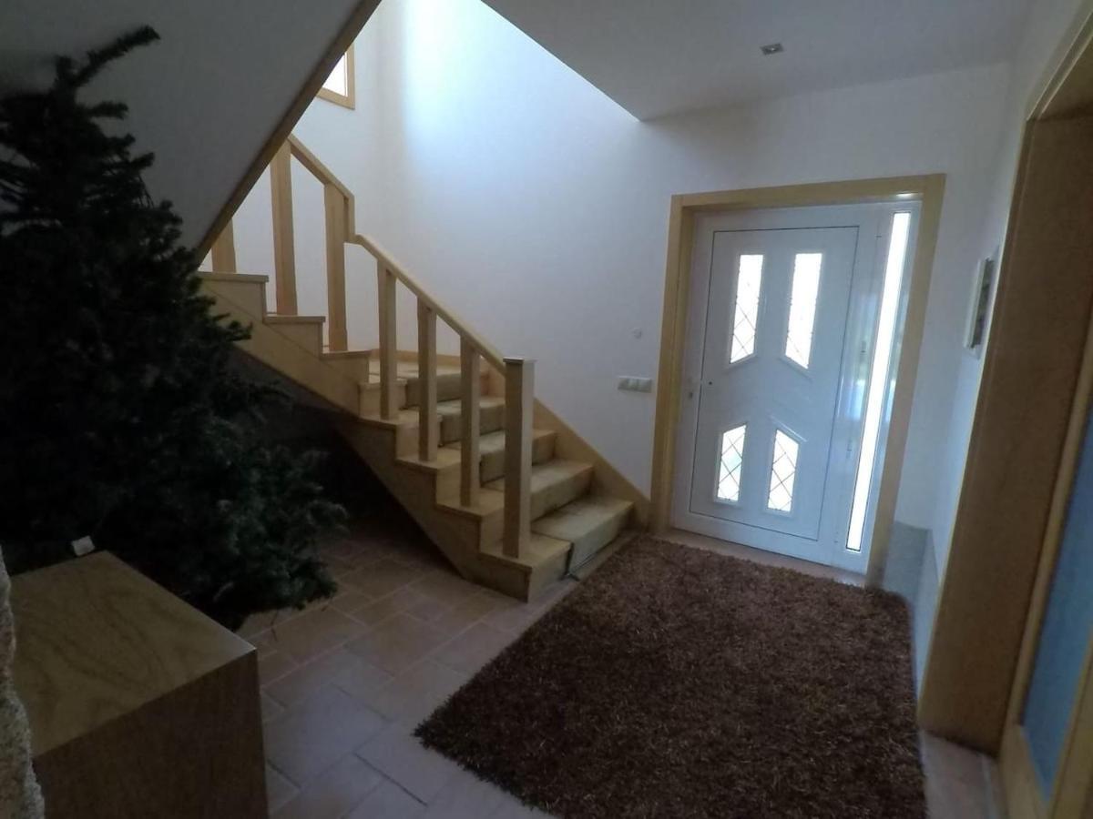 Valadas Guest House Canedo  Экстерьер фото