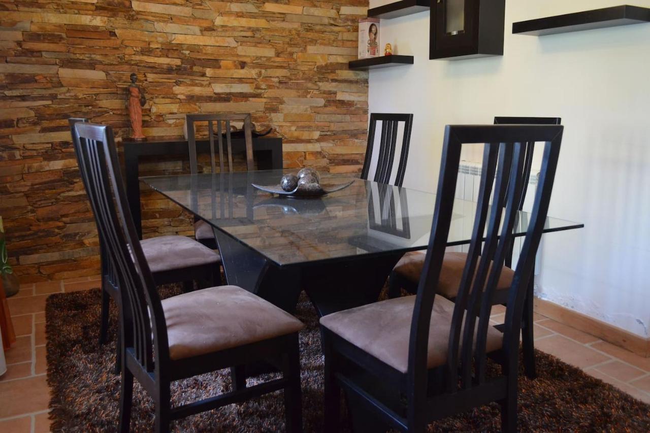 Valadas Guest House Canedo  Экстерьер фото