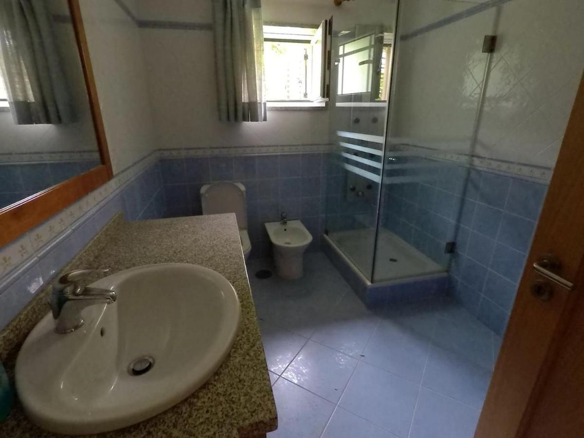 Valadas Guest House Canedo  Экстерьер фото