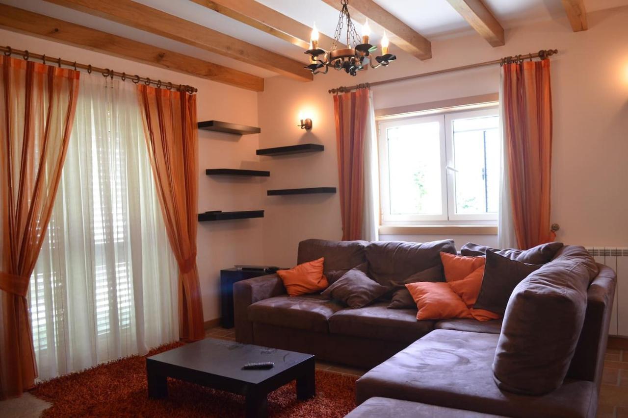 Valadas Guest House Canedo  Экстерьер фото