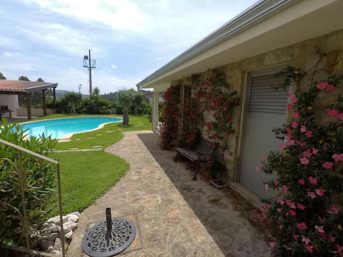 Valadas Guest House Canedo  Экстерьер фото