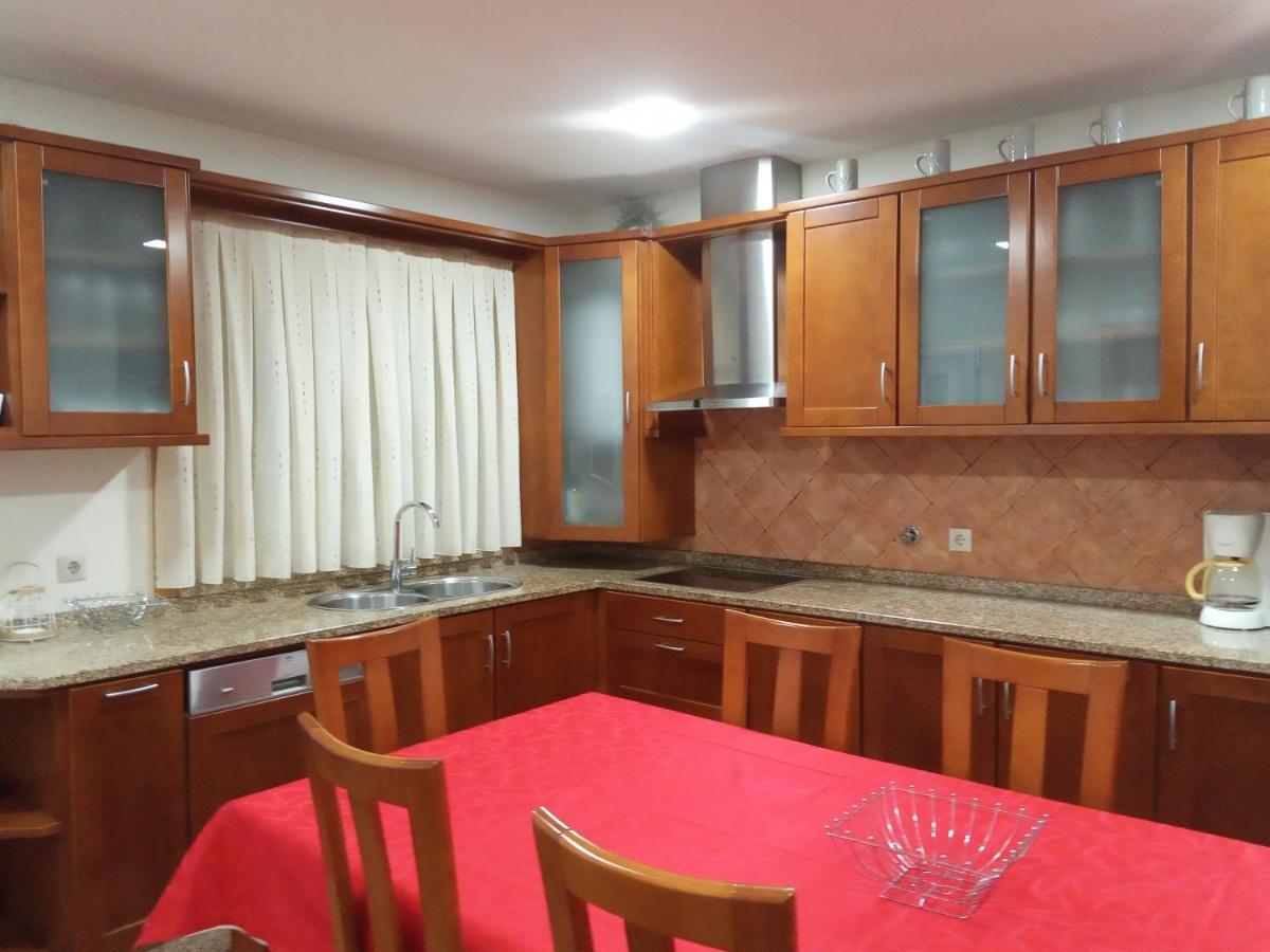 Valadas Guest House Canedo  Экстерьер фото